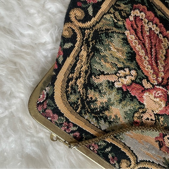 VINTAGE VICTORIAN TAPESTRY CLUTCH - Picture 5 of 8